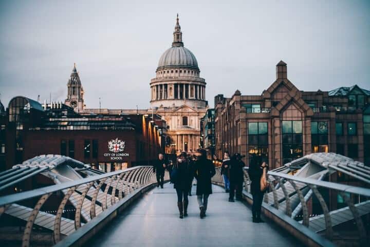 Selitev v London? 11 Stroški in druge stvari, ki jih morate vedeti